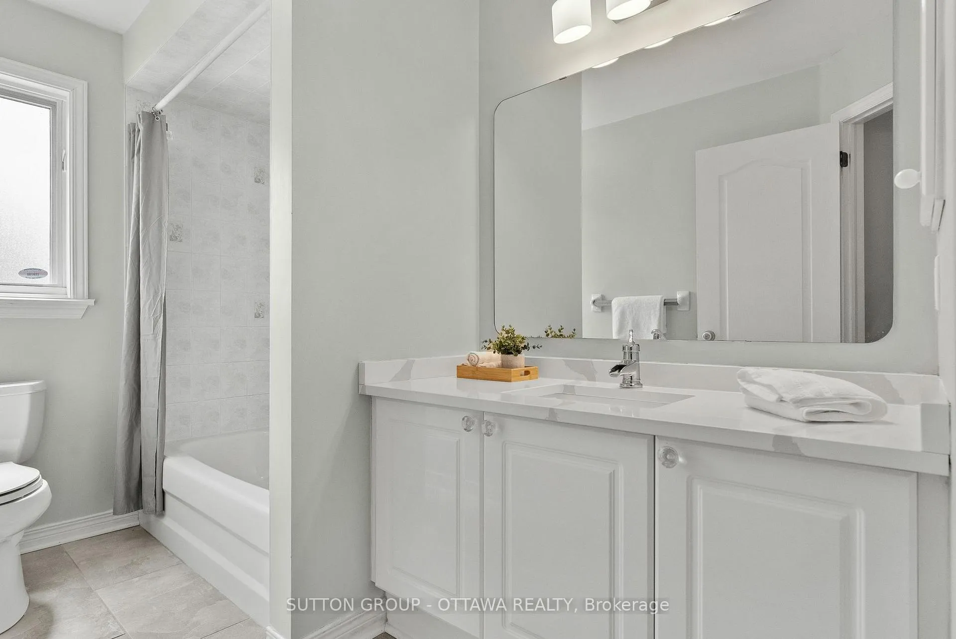 Photo 41 of 4195 Wolfe Point Way, Ottawa, Riverside South/Gloucester Glen — HOMEH