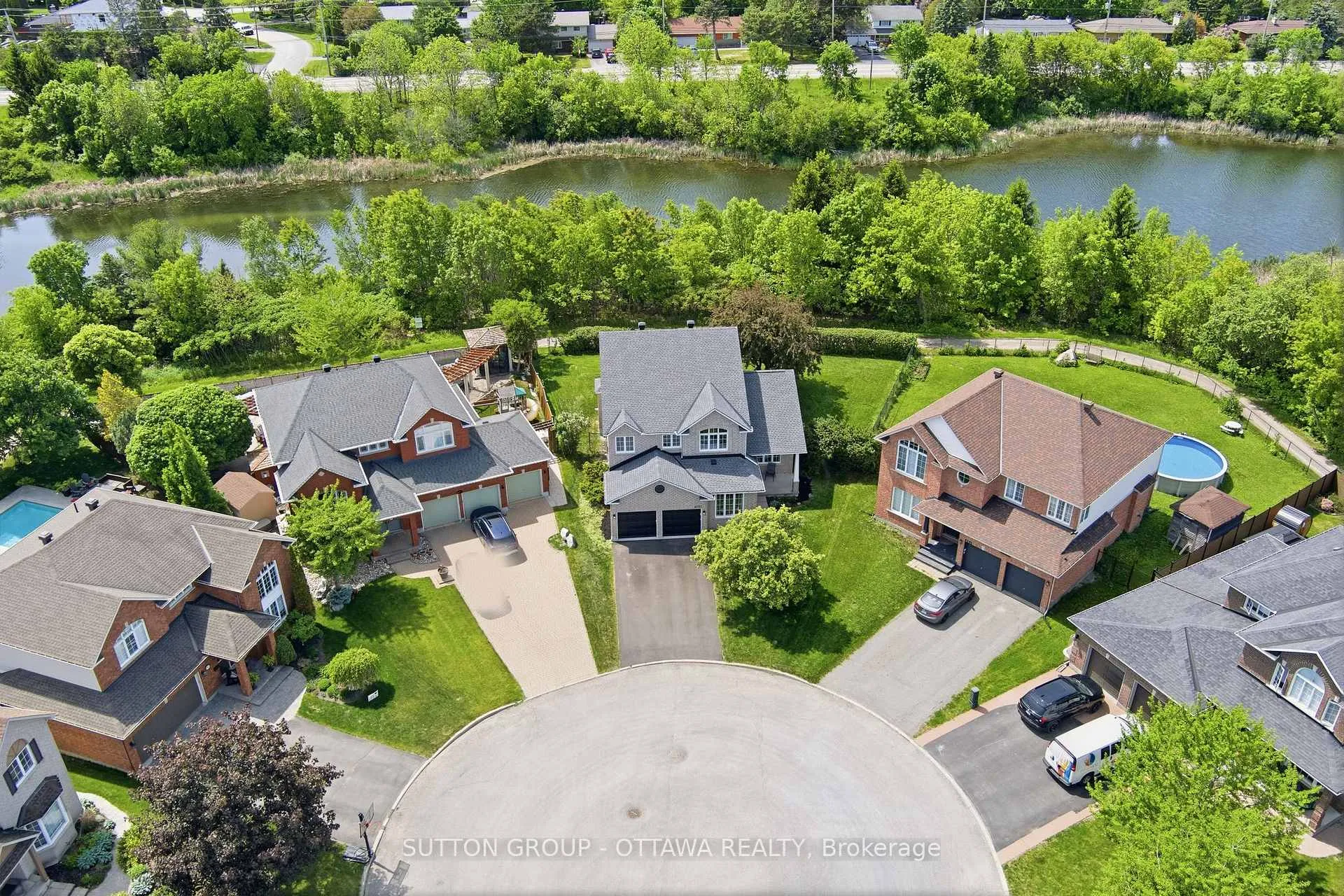 Photo 48 of 4195 Wolfe Point Way, Ottawa, Riverside South/Gloucester Glen — HOMEH