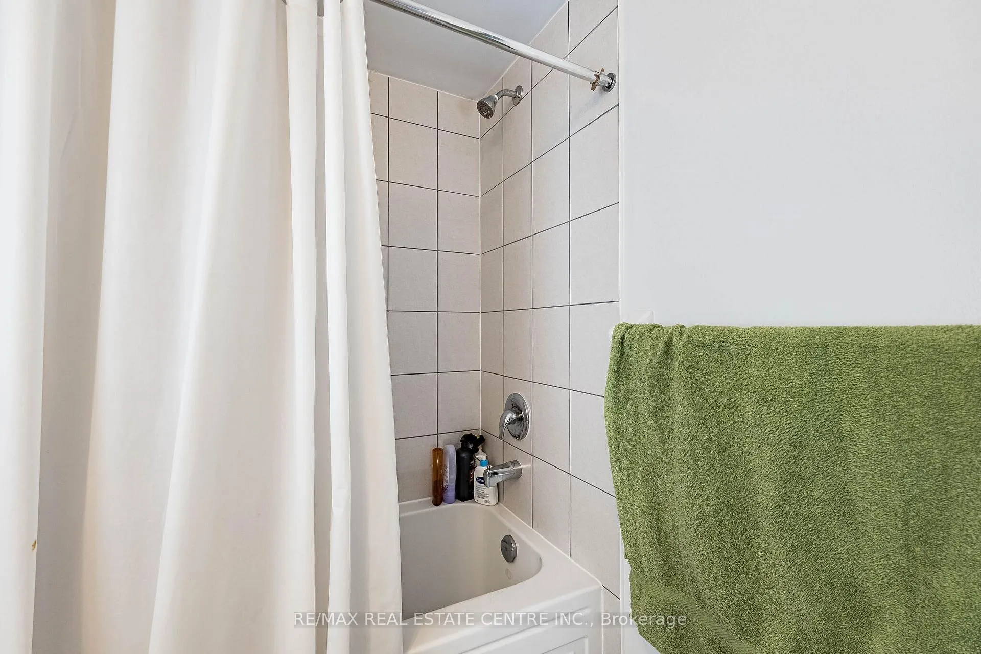Photo 32 of 26 Aitchison Avenue, Southgate — HOMEH