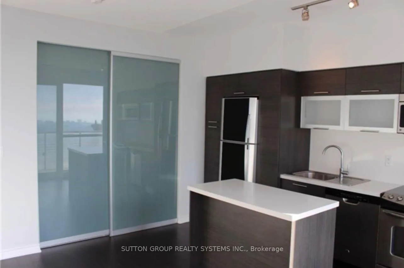 Photo 10 of Unit 4011, 386 Yonge Street, Toronto, Bay Street Corridor — HOMEH