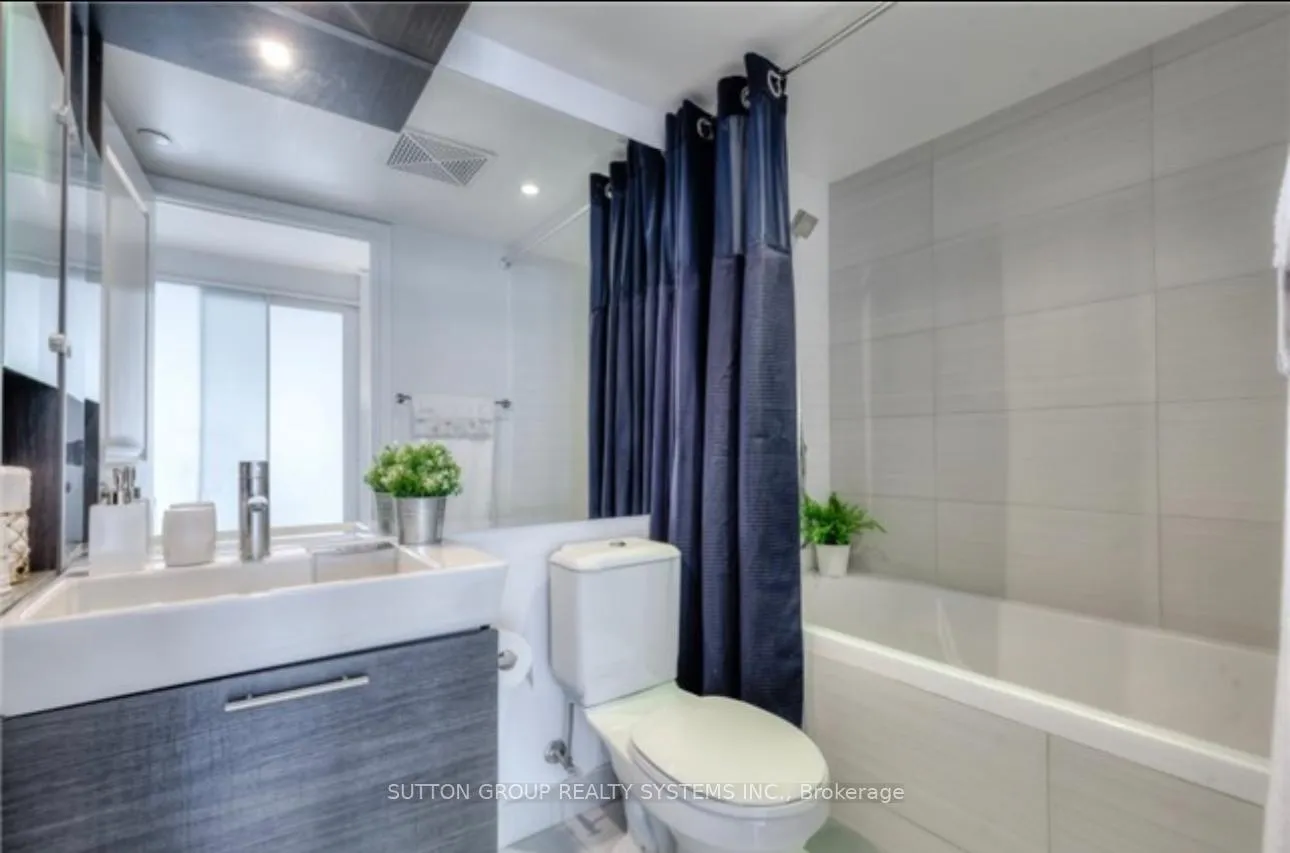 Photo 13 of Unit 4011, 386 Yonge Street, Toronto, Bay Street Corridor — HOMEH