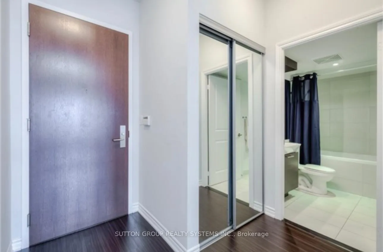 Photo 14 of Unit 4011, 386 Yonge Street, Toronto, Bay Street Corridor — HOMEH