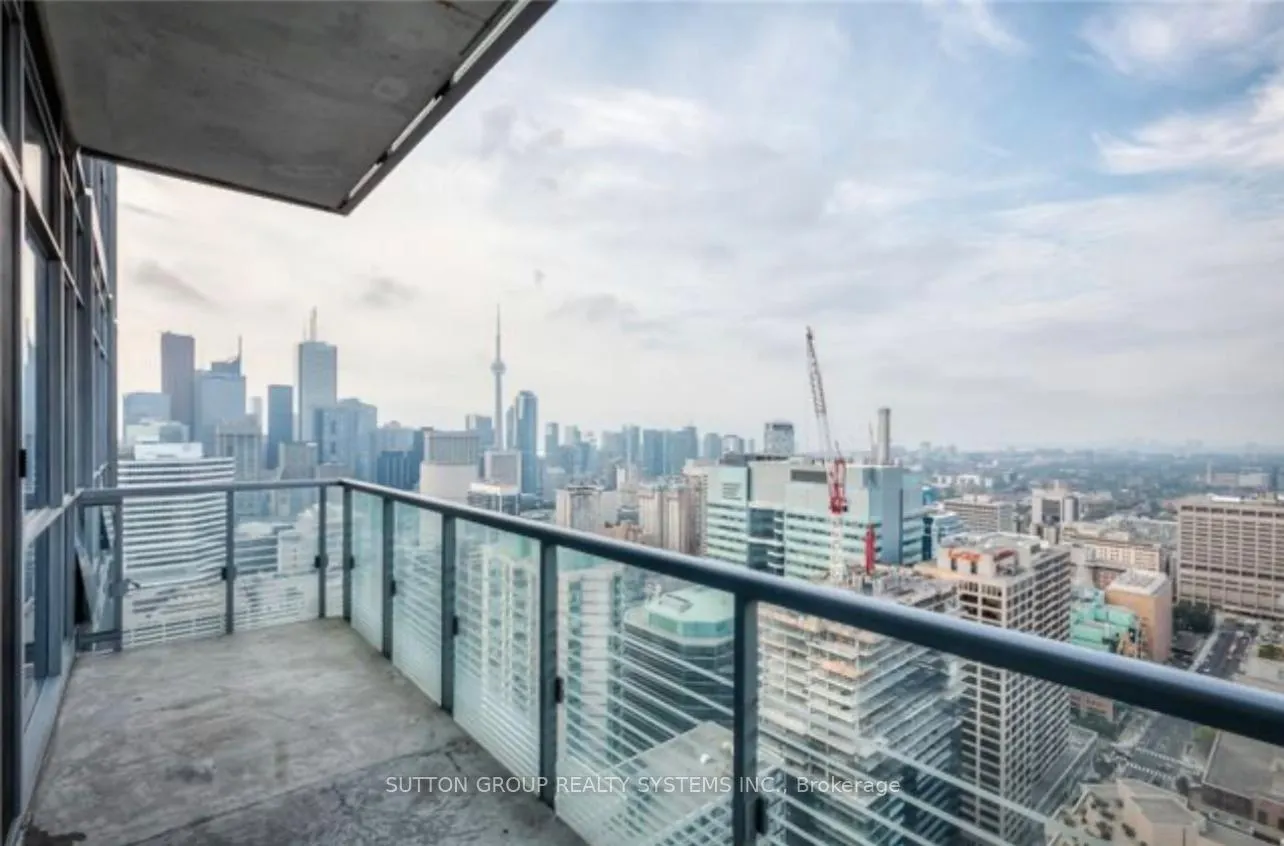 Photo 16 of Unit 4011, 386 Yonge Street, Toronto, Bay Street Corridor — HOMEH