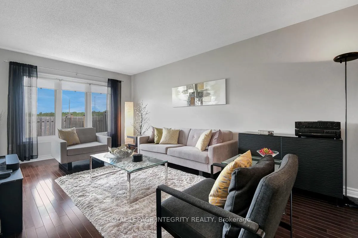Photo 5 of 352 Axis Way, Ottawa, Mer Bleue/Bradley Estates/Anderson Park — HOMEH