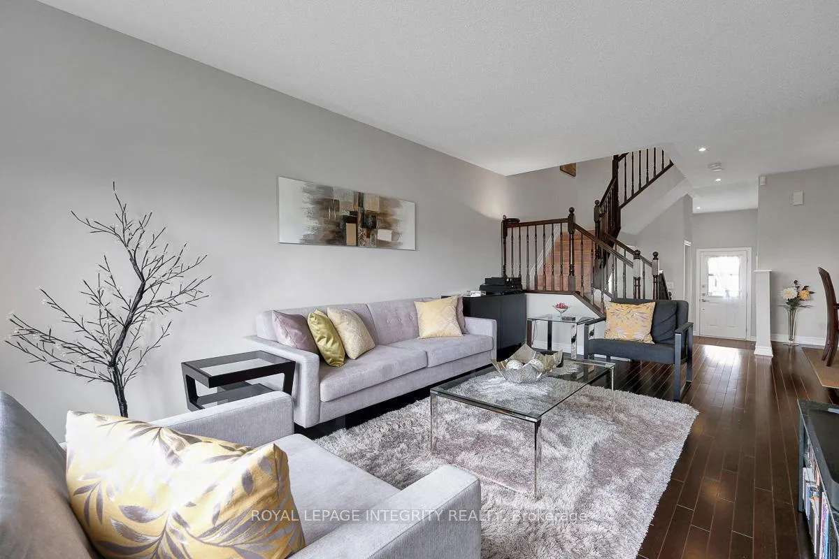 Photo 8 of 352 Axis Way, Ottawa, Mer Bleue/Bradley Estates/Anderson Park — HOMEH