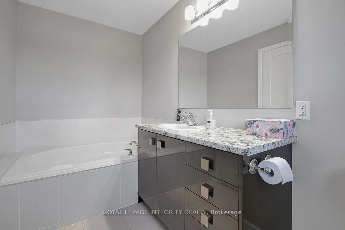 Photo 24 of 352 Axis Way, Ottawa, Mer Bleue/Bradley Estates/Anderson Park — HOMEH