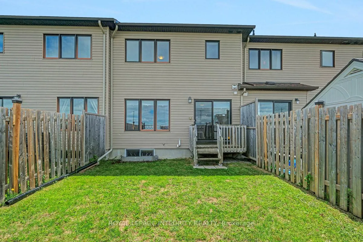 Photo 44 of 352 Axis Way, Ottawa, Mer Bleue/Bradley Estates/Anderson Park — HOMEH