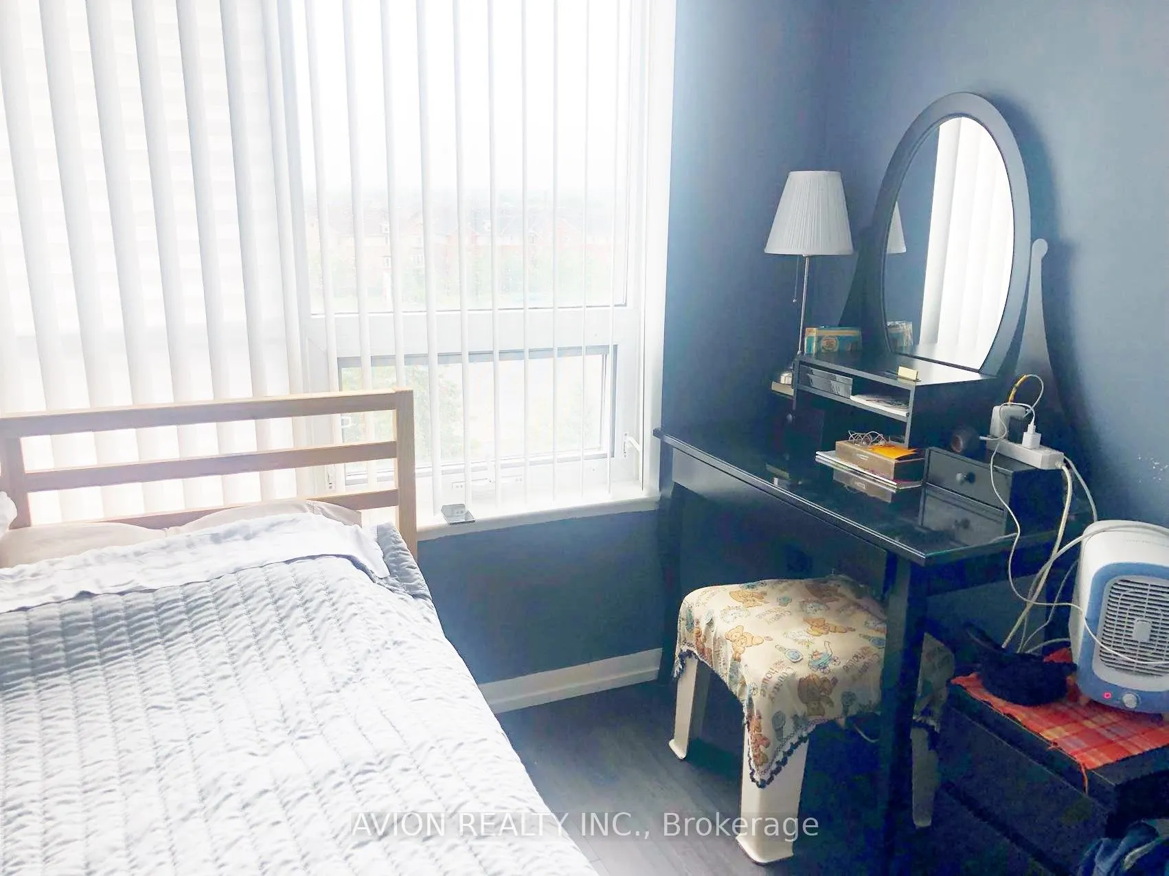 Photo 12 of Unit 629, 540 Bur Oak Avenue, Markham, Berczy — HOMEH