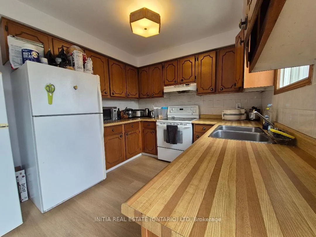 Photo 7 of 176 Chepstow Close, London, North K — HOMEH
