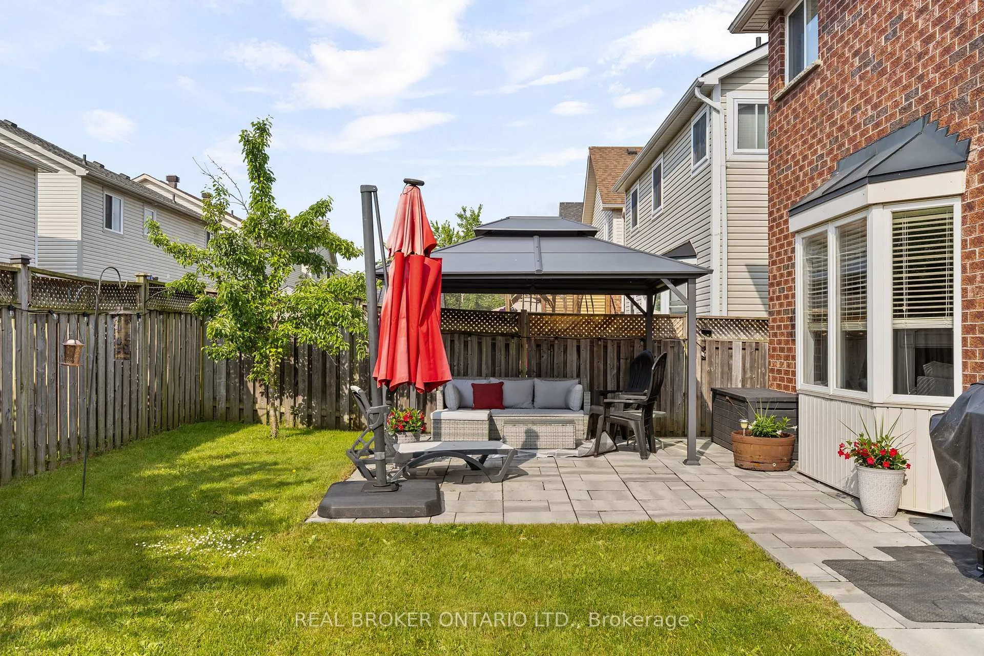 Photo 34 of 17 Cranberry Lane, Barrie, 400 West — HOMEH