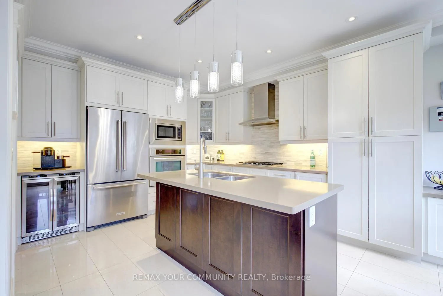 Photo 16 of 41 Big Rock Drive, Vaughan, Patterson — HOMEH
