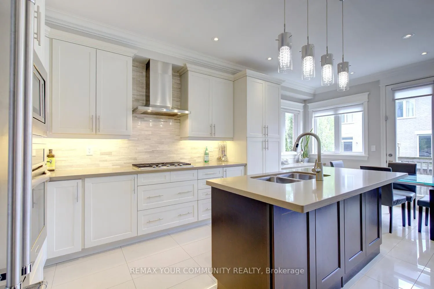 Photo 20 of 41 Big Rock Drive, Vaughan, Patterson — HOMEH