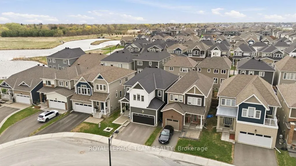 Photo 42 of 91 Cantle Crescent, Ottawa, Goulbourn Twp From Franktown Rd/South To Rideau — HOMEH