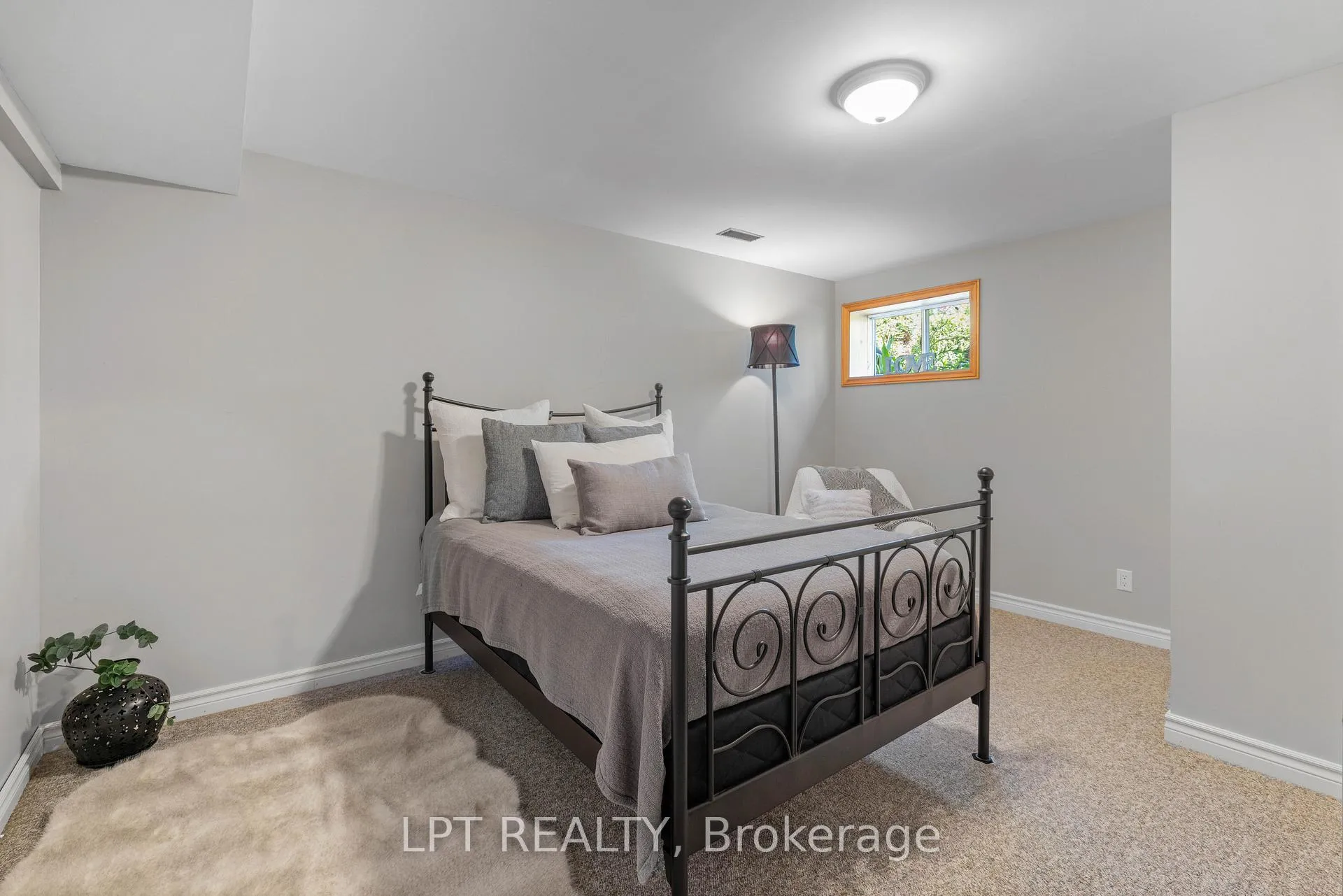 Photo 32 of 293 Hedge Road, Georgina, Sutton & Jackson's Point — HOMEH