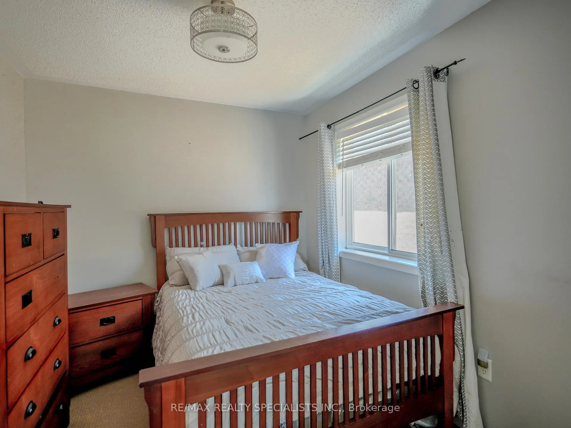 Photo 17 of 94 Seedhouse Lane, Halton Hills, Rural Halton Hills — HOMEH