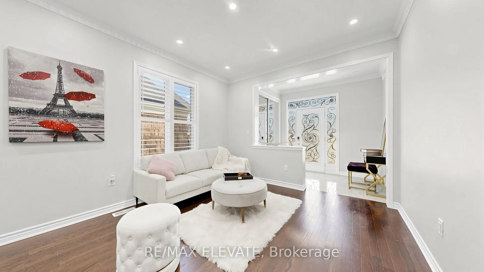 Photo 3 of 2425 Moonlight Crescent, Pickering, Rural Pickering — HOMEH
