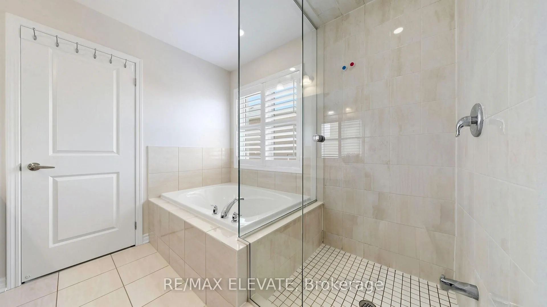 Photo 32 of 2425 Moonlight Crescent, Pickering, Rural Pickering — HOMEH