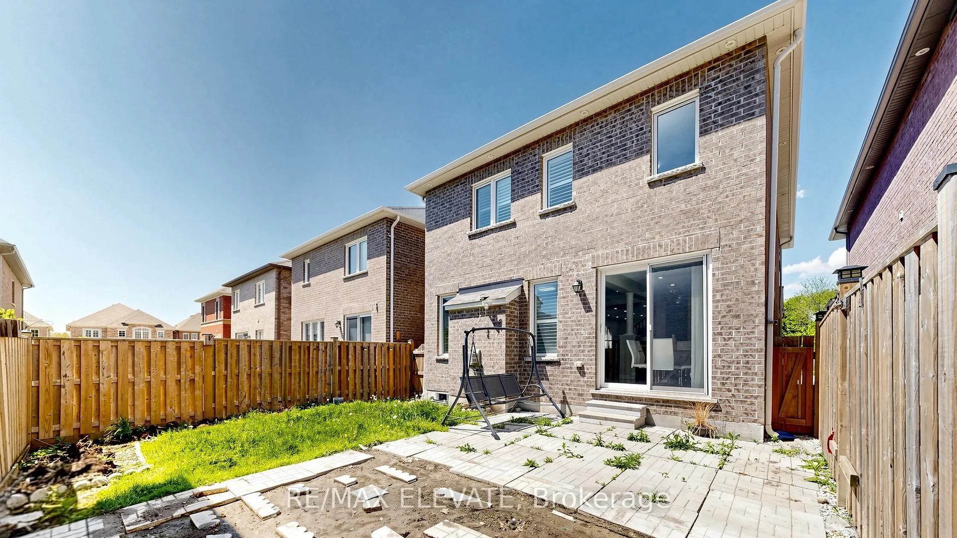 Photo 49 of 2425 Moonlight Crescent, Pickering, Rural Pickering — HOMEH