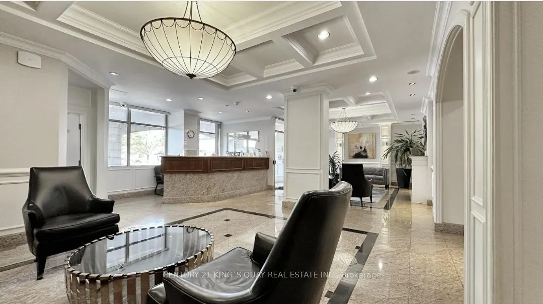 Photo 4 of Unit 303, 130 Pond Drive, Markham, Commerce Valley — HOMEH