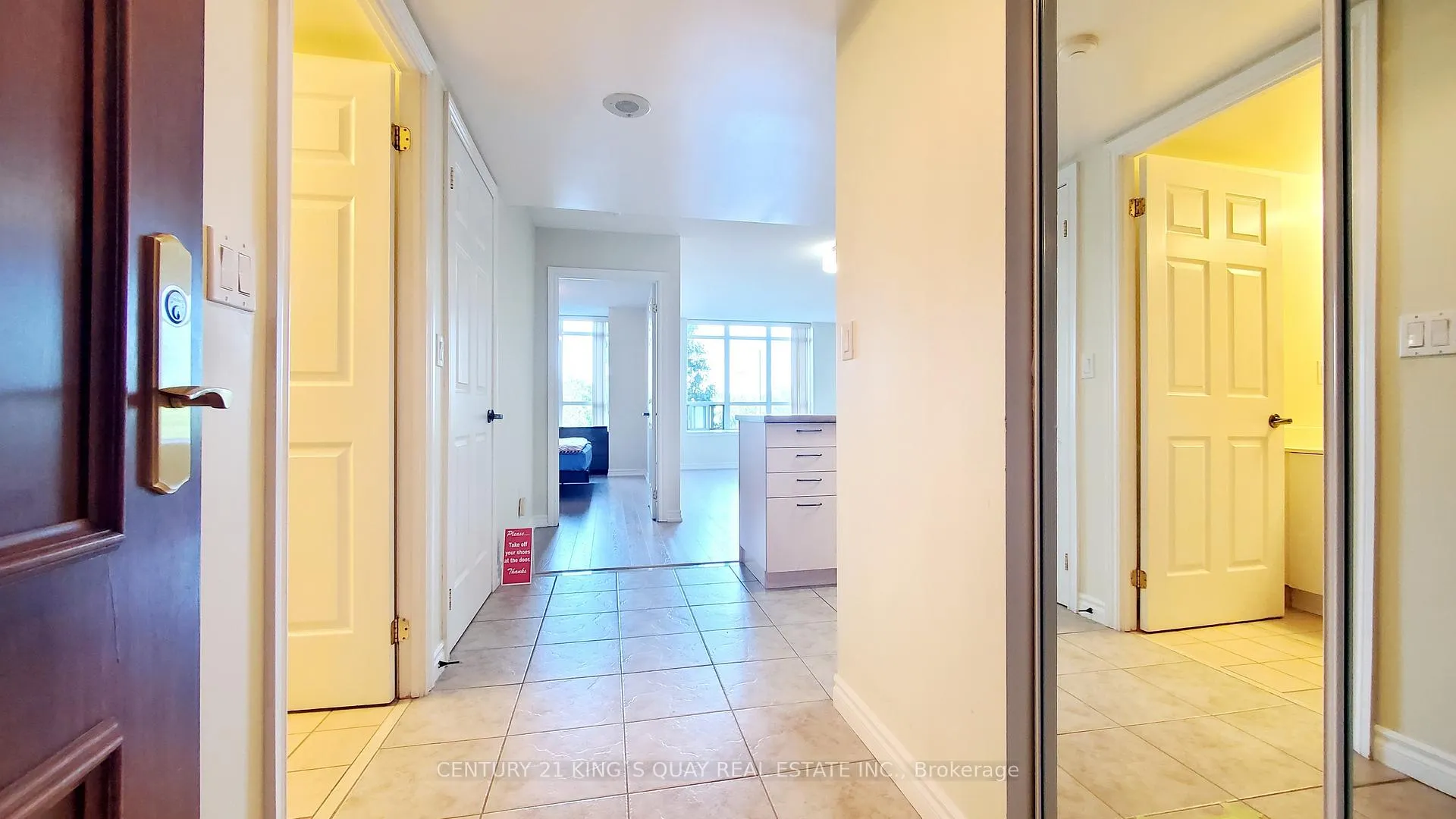 Photo 8 of Unit 303, 130 Pond Drive, Markham, Commerce Valley — HOMEH