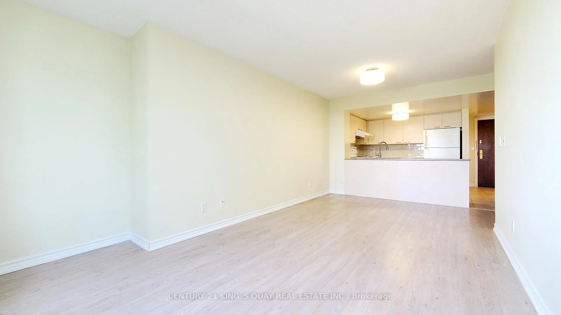 Photo 11 of Unit 303, 130 Pond Drive, Markham, Commerce Valley — HOMEH