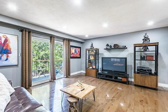 Photo 22 of 18 Pluto Drive, Brampton, Madoc — HOMEH