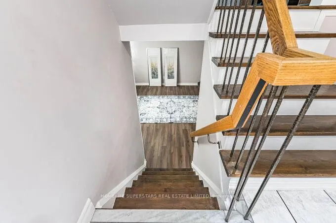 Photo 38 of 18 Pluto Drive, Brampton, Madoc — HOMEH