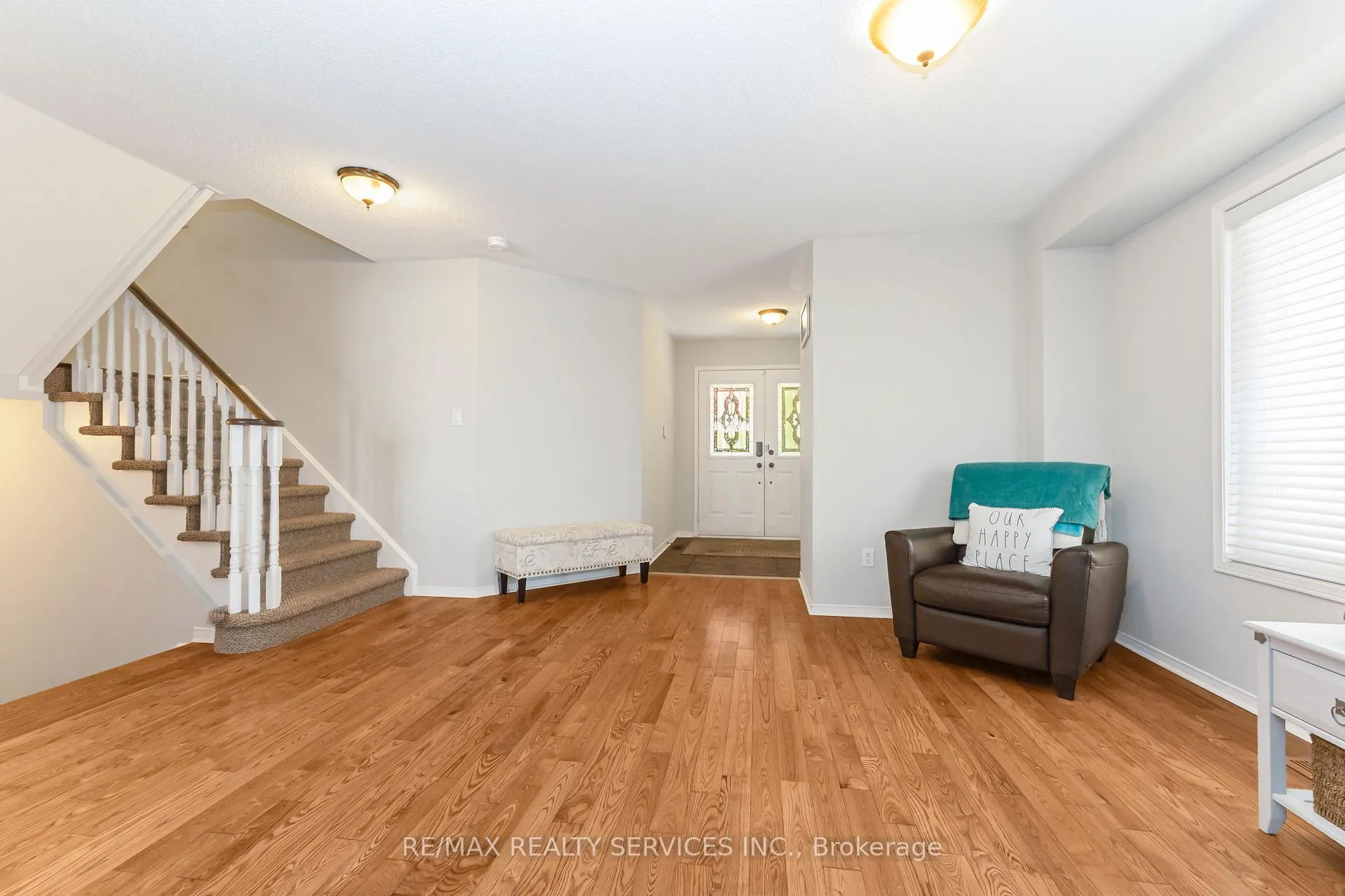 Photo 8 of 295 Queen Mary Drive, Brampton, Fletcher's Meadow — HOMEH