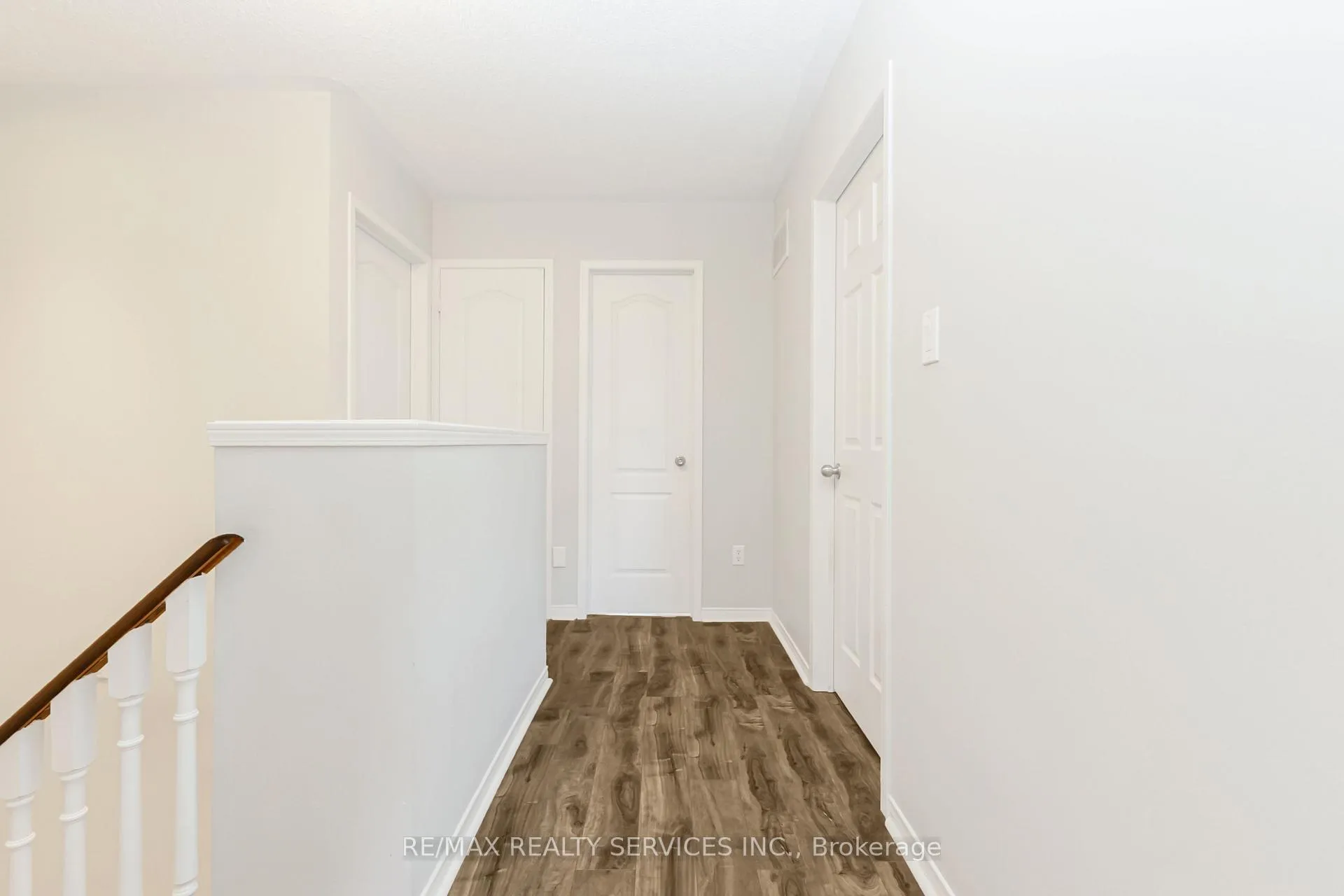 Photo 24 of 295 Queen Mary Drive, Brampton, Fletcher's Meadow — HOMEH