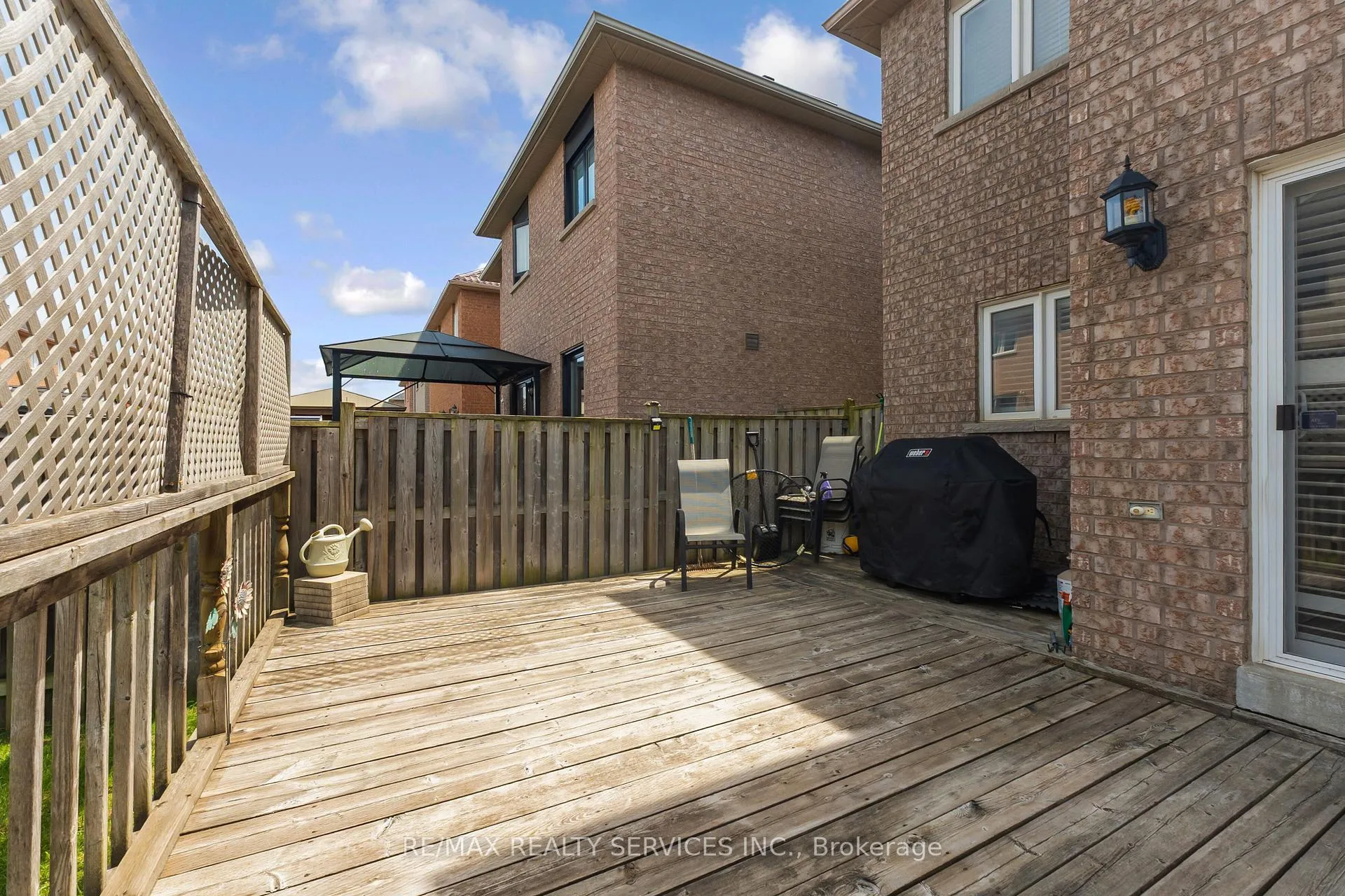Photo 43 of 295 Queen Mary Drive, Brampton, Fletcher's Meadow — HOMEH