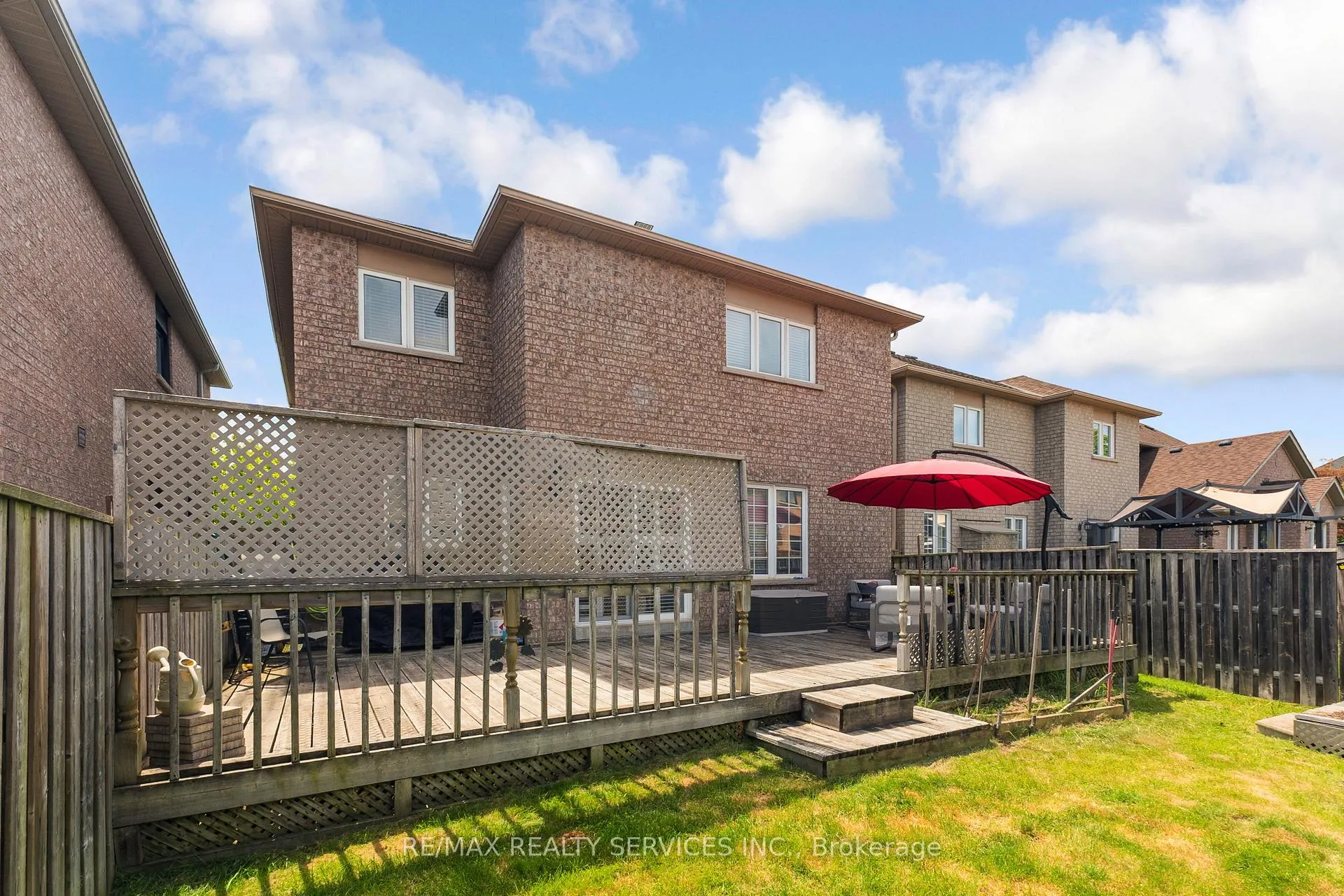 Photo 44 of 295 Queen Mary Drive, Brampton, Fletcher's Meadow — HOMEH