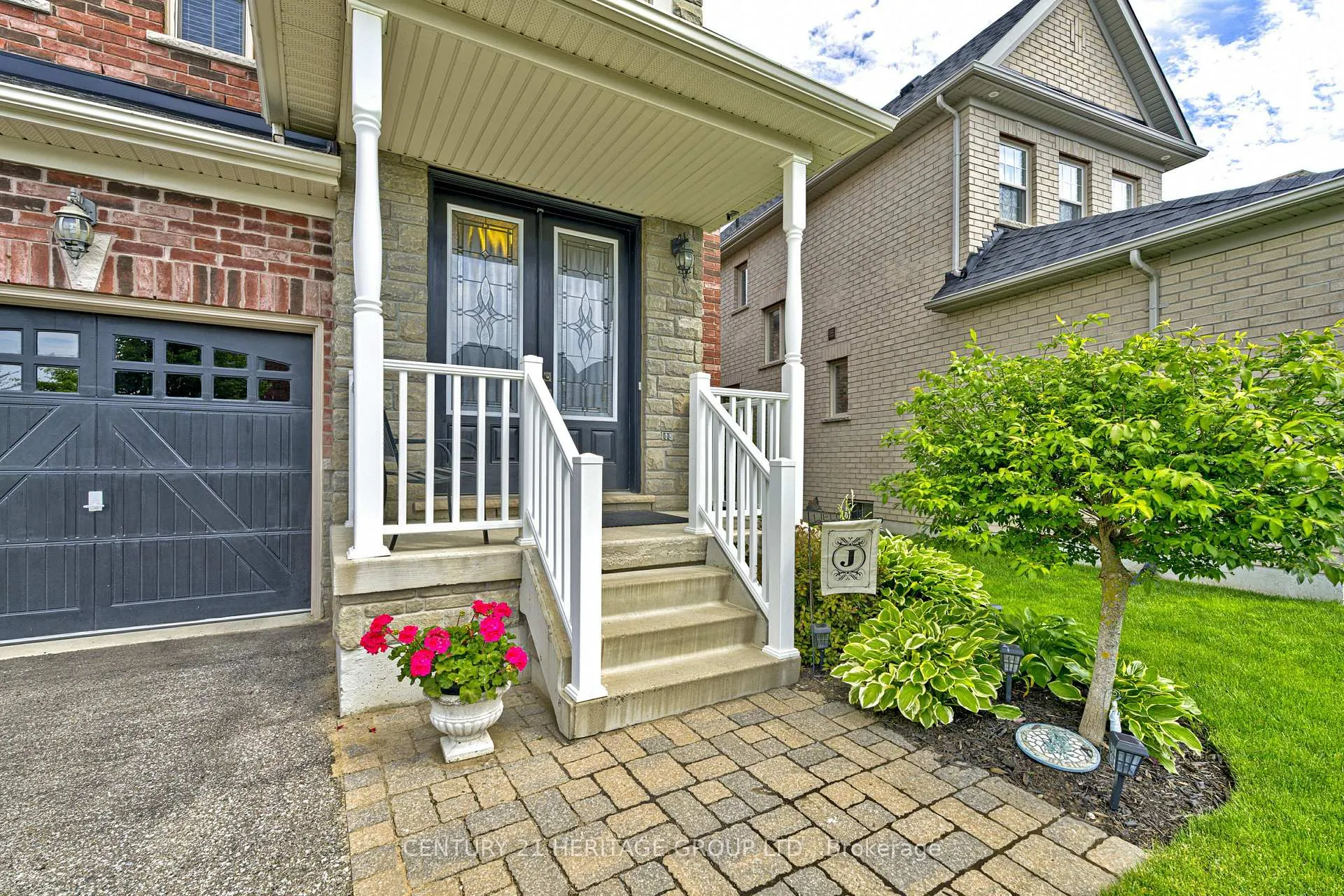 Photo 3 of 28 Boyces Creek Court, Caledon, Caledon East — HOMEH