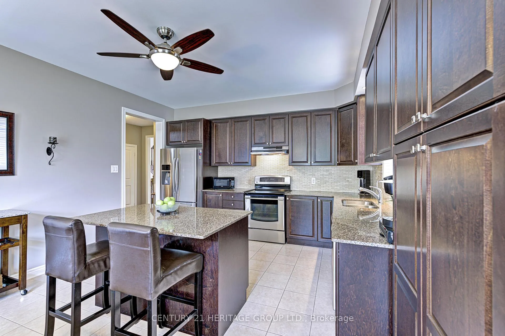 Photo 15 of 28 Boyces Creek Court, Caledon, Caledon East — HOMEH