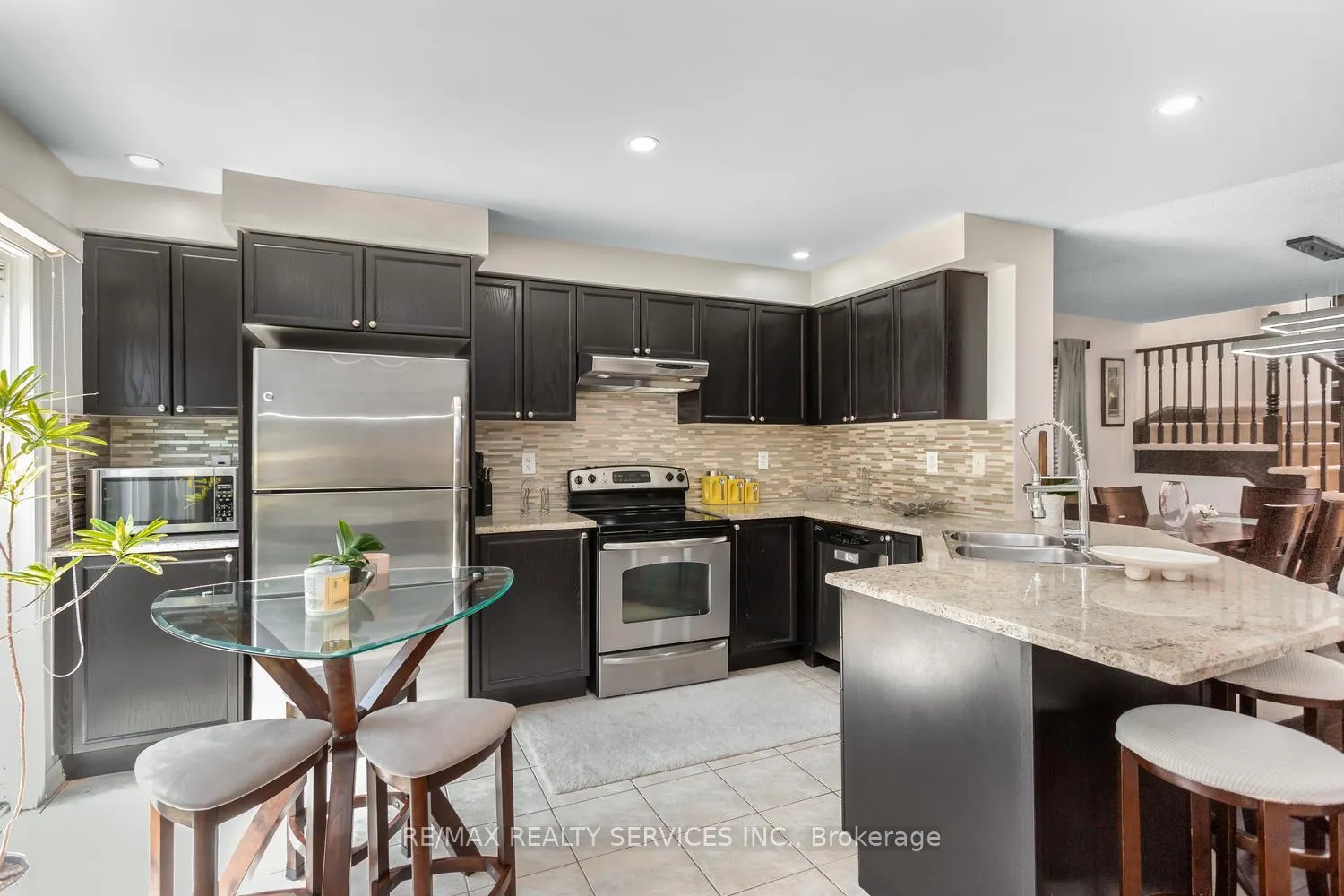 Photo 11 of 164 Mcdougall Cross, Milton, Harrison — HOMEH