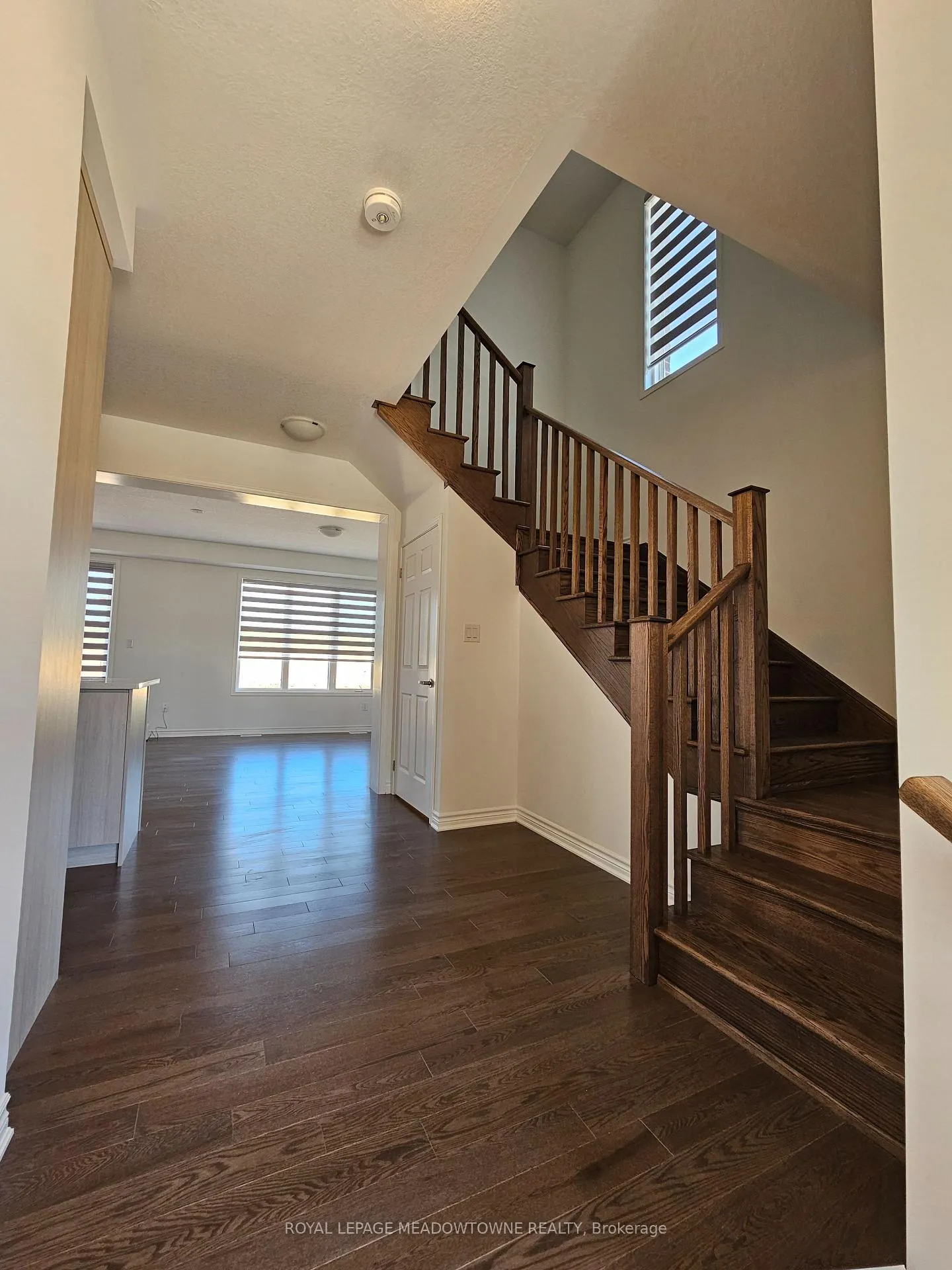 Photo 5 of 879 Amand Drive, Kitchener — HOMEH