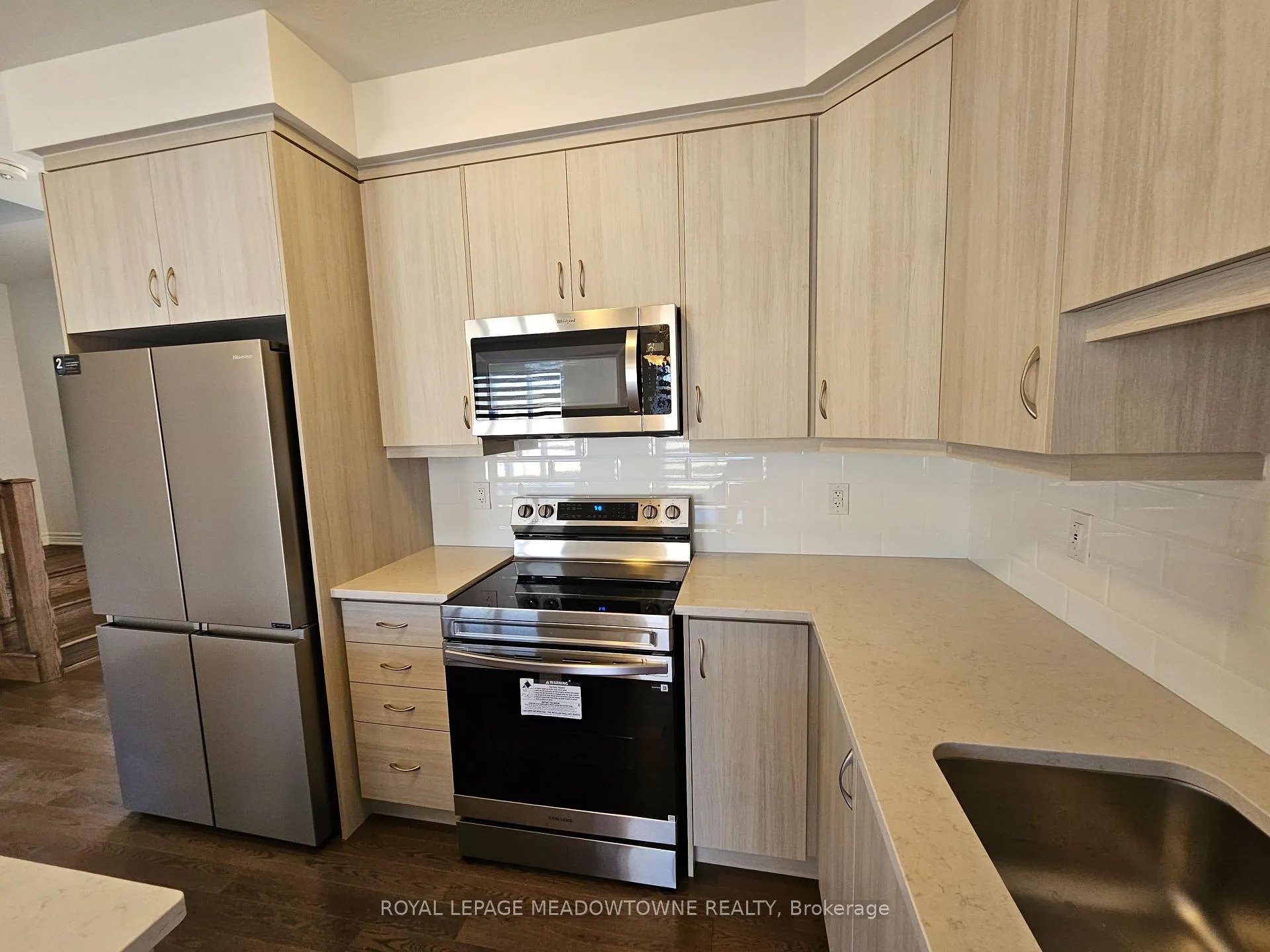Photo 7 of 879 Amand Drive, Kitchener — HOMEH
