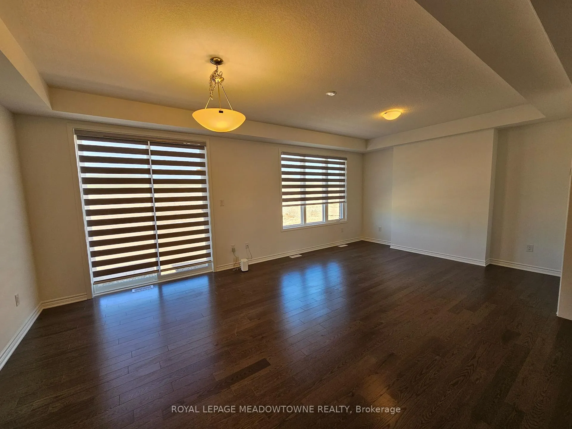Photo 10 of 879 Amand Drive, Kitchener — HOMEH