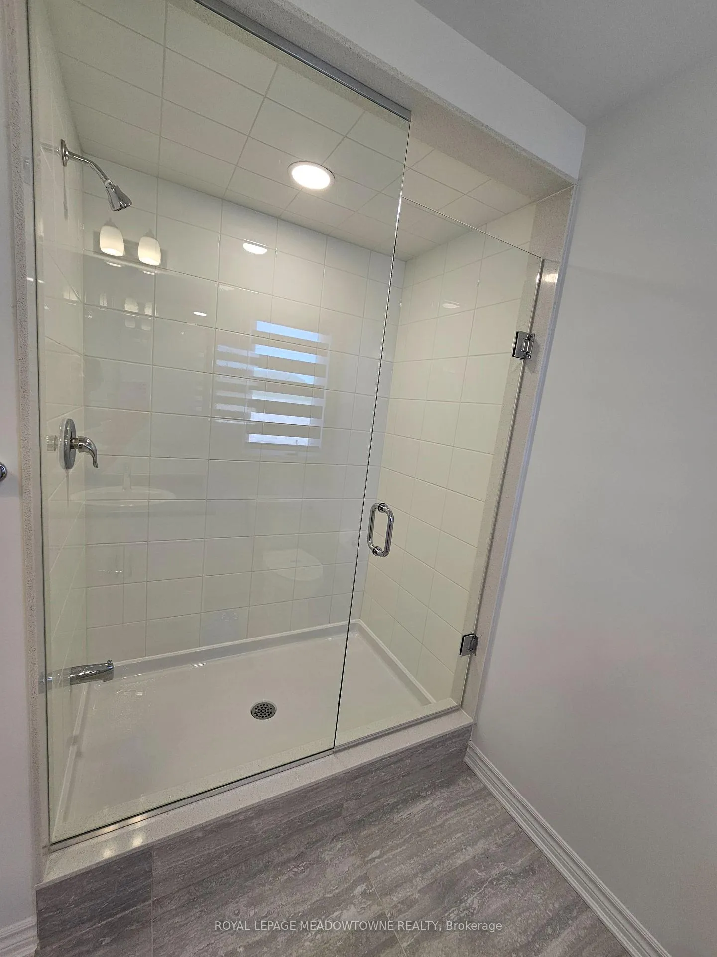 Photo 14 of 879 Amand Drive, Kitchener — HOMEH