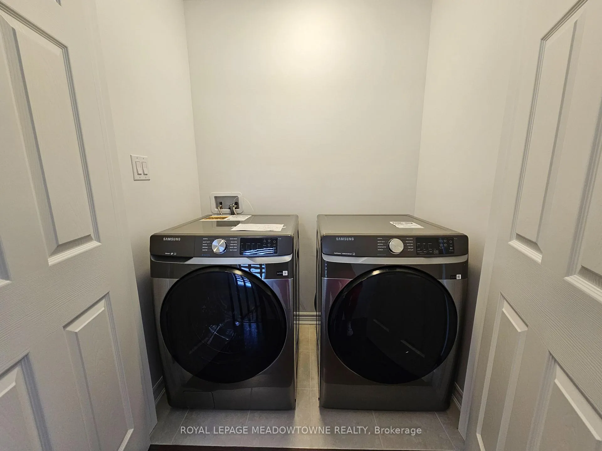 Photo 18 of 879 Amand Drive, Kitchener — HOMEH