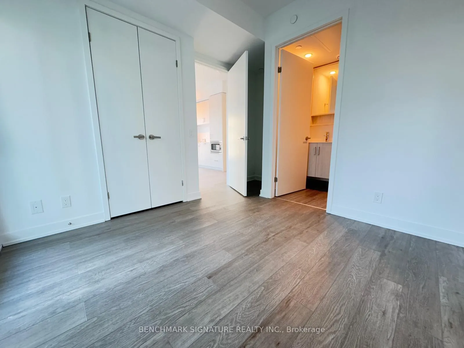 Photo 11 of Unit 2502, 88 Queen Street E, Toronto, Church-Yonge Corridor — HOMEH
