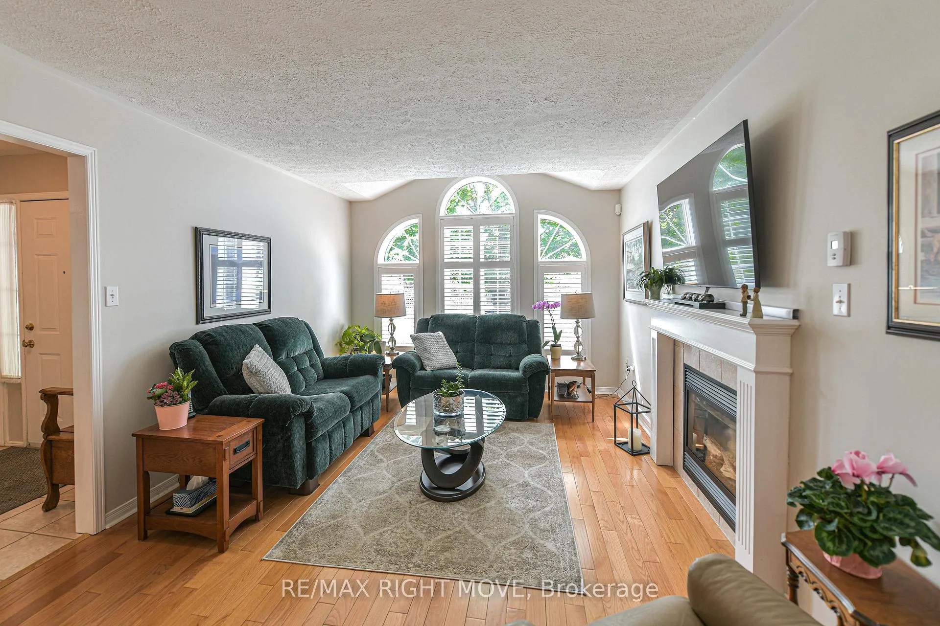 Photo 6 of 3170 Monarch Drive W, Orillia — HOMEH