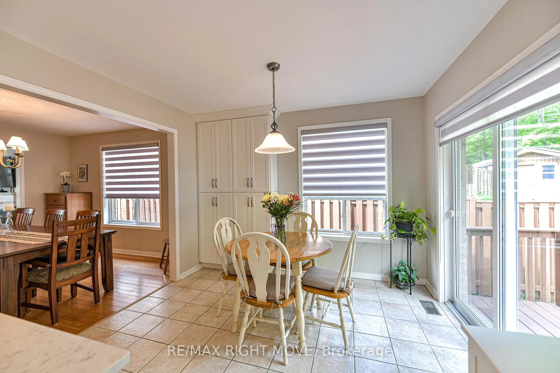 Photo 9 of 3170 Monarch Drive W, Orillia — HOMEH