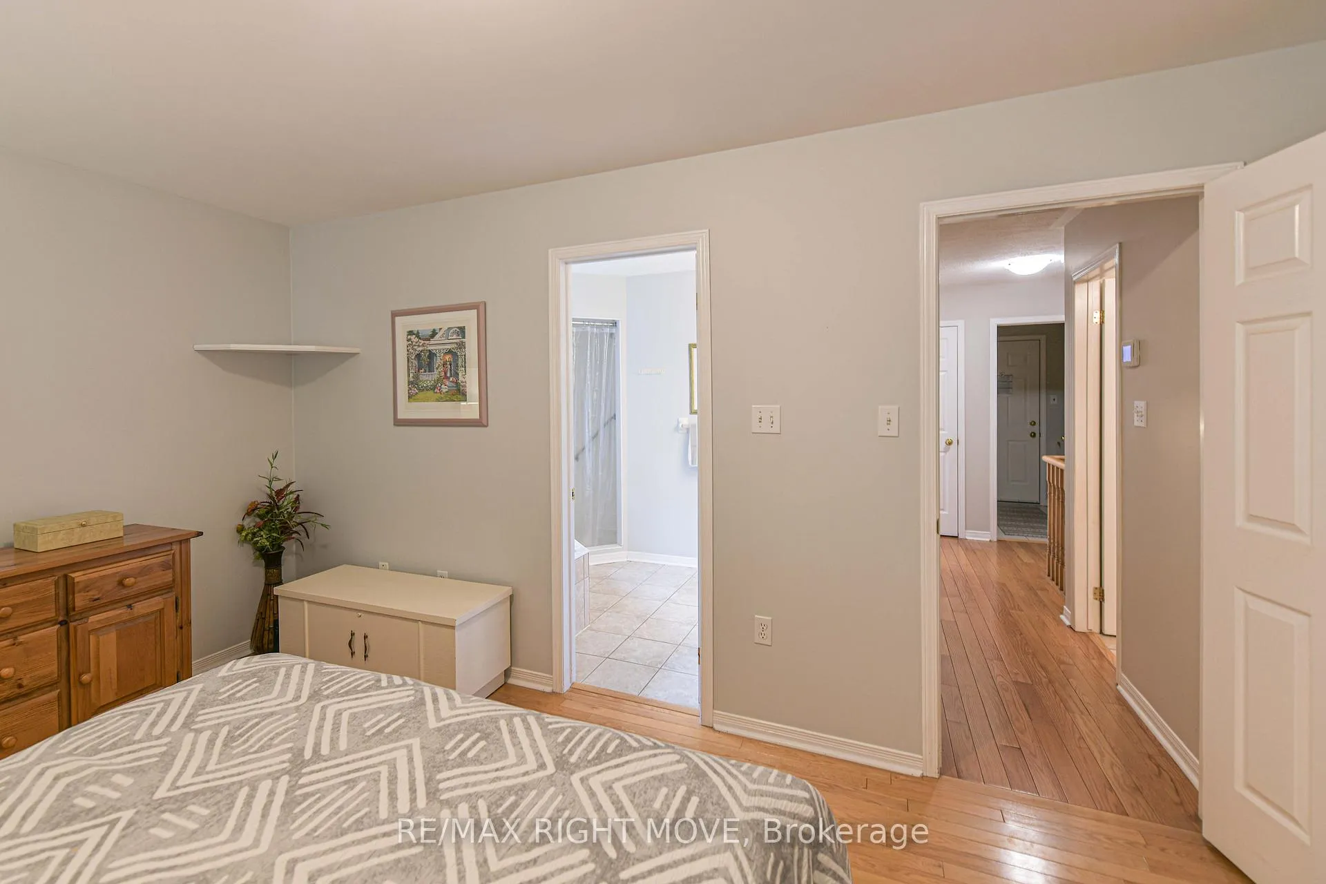 Photo 15 of 3170 Monarch Drive W, Orillia — HOMEH
