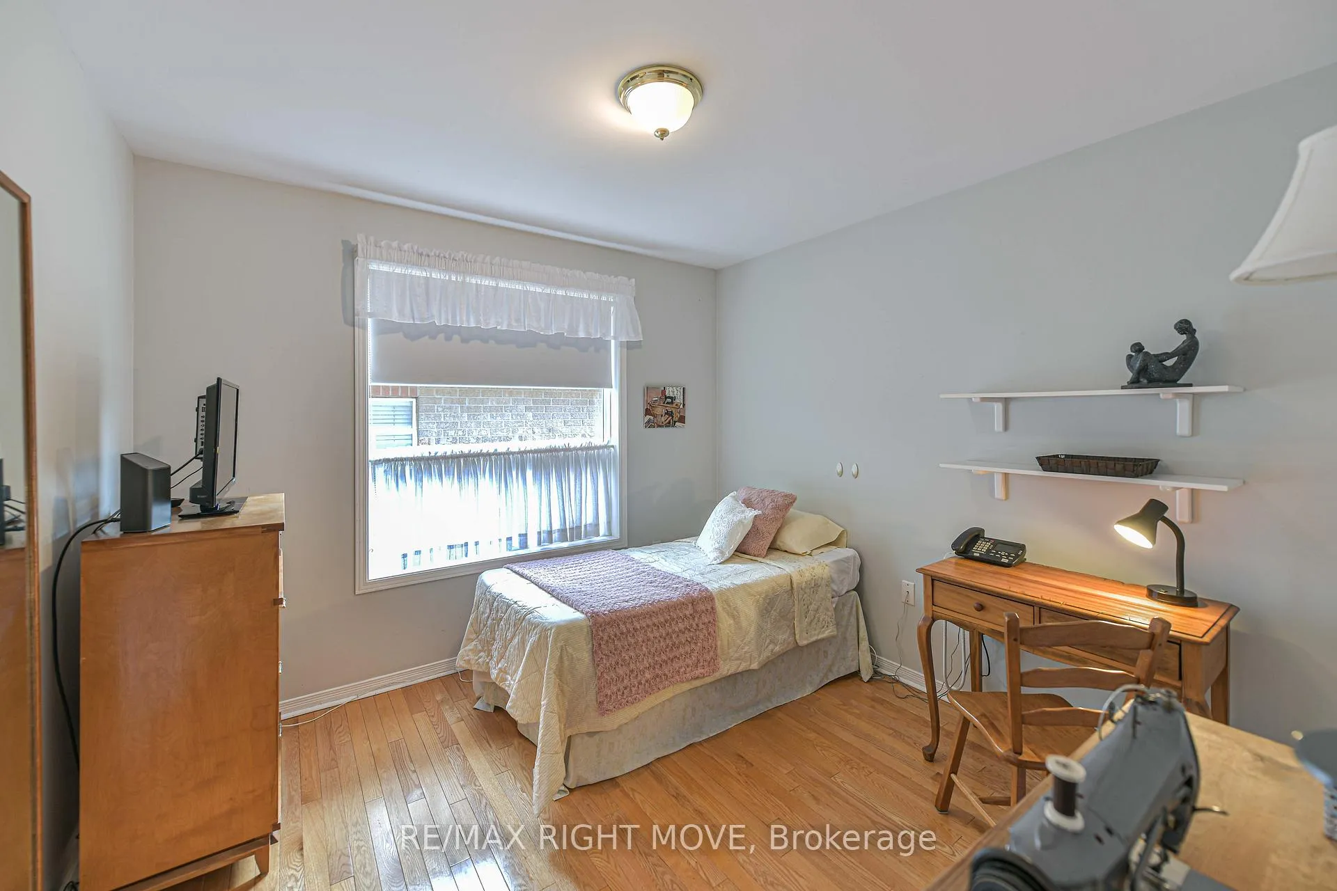 Photo 19 of 3170 Monarch Drive W, Orillia — HOMEH