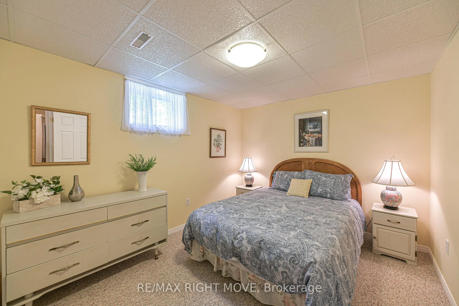 Photo 35 of 3170 Monarch Drive W, Orillia — HOMEH