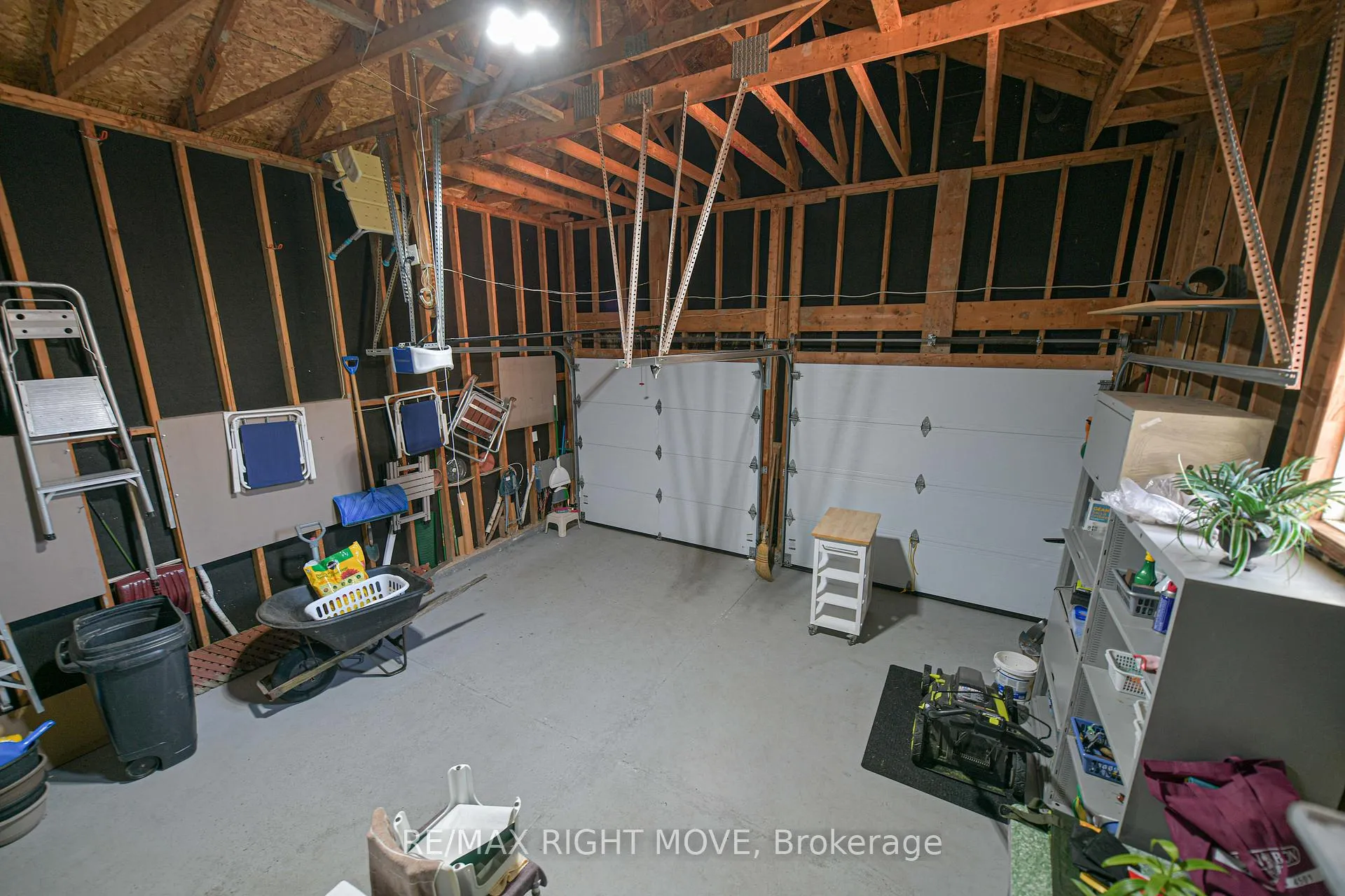Photo 36 of 3170 Monarch Drive W, Orillia — HOMEH