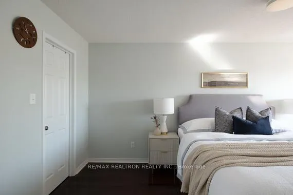 Photo 22 of 104 White Beach Crescent, Vaughan, Patterson — HOMEH