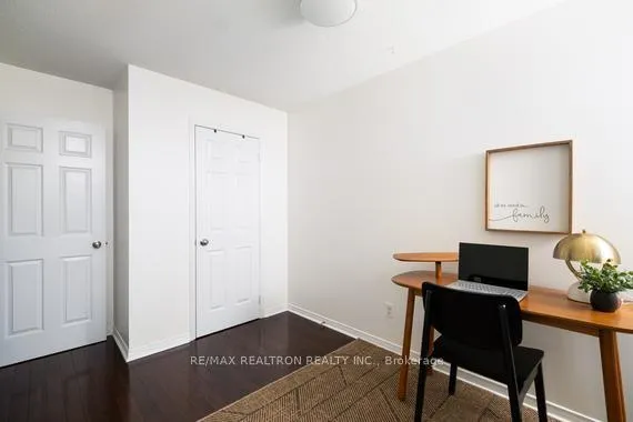 Photo 29 of 104 White Beach Crescent, Vaughan, Patterson — HOMEH