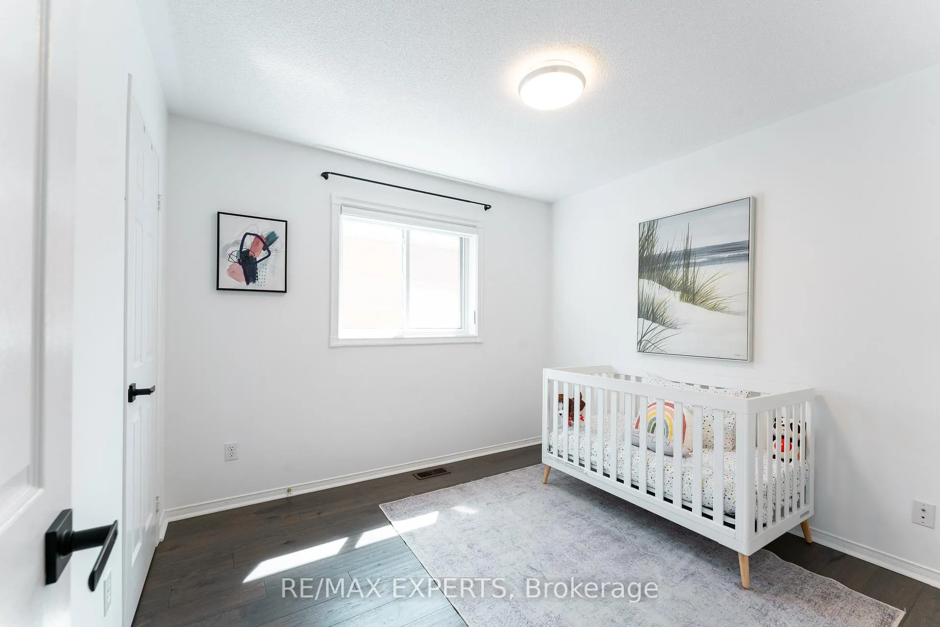 Photo 22 of 69 Shetland Crescent, Vaughan, Maple — HOMEH