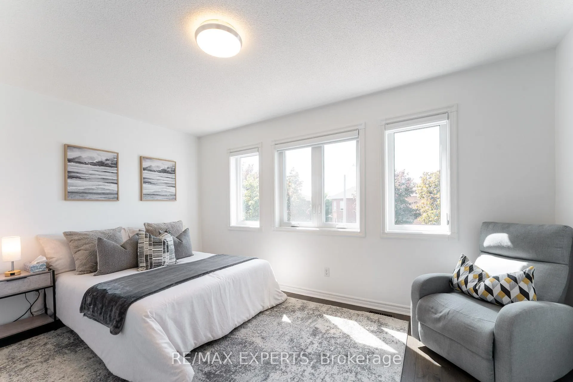 Photo 24 of 69 Shetland Crescent, Vaughan, Maple — HOMEH
